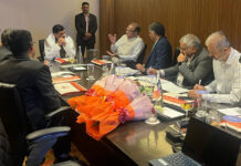 मुख्यमंत्री डॉ. यादव ने डेयरी किसानों को दूध की सही कीमत दिलाने के लिए सांची और अमूल की संयुक्त बैठक ली