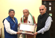 प्रख्यात कवि एवं कथाकार विनोद कुमार शुक्ल को साहित्य अकादमी का सर्वोच्च सम्मान