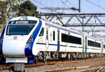 नर्मदापुरम स्टेशन पर वंदे भारत ट्रेन का प्रायोगिक हाल्ट प्रारम्भ