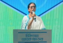 मुख्यमंत्री ममता बनर्जी का ऐलान- वीआईपी को नहीं मिलेगी अलग सुविधा, सिग्नल पर आम लोगों के साथ रुकना होगा