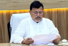 बिजली अधिकारियों से नाराज ऊर्जा मंत्री ने अपने कार्यालय में बनाया कॉल सेंटर