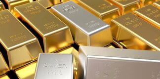 Gold & Silver Price : चांदी ₹20,000 टूटी, सोने में भी भारी गिरावट दर्ज Gold & Silver Price