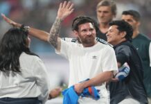 अरुण जेटली स्टेडियम के बाहर गूंजे ‘मेसी,मेसी’ के नारे