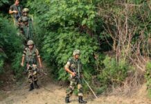 जम्मू-कश्मीर के किश्तवार में आतंकवादियों से मुठभेड़ में तीन जवान घायल