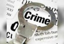 अधारताल में बैंक खुलते ही ठगी, वृद्ध के हाथ में थमा दिए कागज,नोट ले उड़े