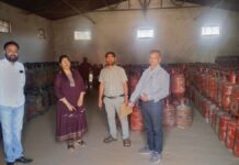 LPG : गैस एजेंसियों के गोदाम का निरीक्षण कर स्टाक सत्यापन करने के निर्देश