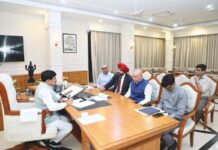 ग्रीन एनर्जी कंपनी एसएईएल के पदाधिकारी ने की मुख्यमंत्री डॉ. यादव से सौजन्य भेंट