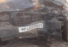 थार-बाइक की भीषण भिड़ंत, सरपंच और चचेरे भाई की दर्दनाक मौत A horrific Thar-bike collision leads to the tragic death of a Sarpanch and his cousin.