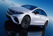 Mercedes-Maybach S-Class 2026 आई सामने, लग्जरी फीचर्स और हाईटेक टेक्नोलॉजी से सबको किया हैरान Mercedes-Maybach S-Class 2026 revealed, luxury features and high-tech technology surprise everyone