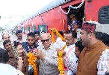 धनबाद–एलटीटी (मुंबई) एक्सप्रेस का नियमित संचालन शुरू, यात्रियों को बड़ी राहत