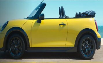 Mini Cooper S Convertible JCW Pack : भारत में एंट्री, ₹61.5 लाख कीमत के साथ स्पोर्टी फीचर्स का धमाका Mini Cooper S Convertible JCW Pack