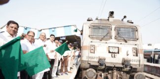 यात्रियों के लिए खुशखबरी: रीवा–सीएसएमटी एक्सप्रेस का नियमित संचालन शुरू यात्रियों के लिए खुशखबरी