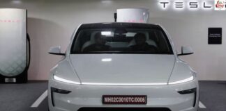 Tesla Roadster: भारत में उड़ने वाली कार की बुकिंग शुरू, ₹2.50 करोड़ तक का रिजर्वेशन; डिलीवरी पर सस्पेंस कायम Tesla