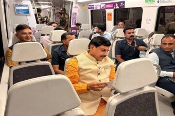CM Dr. Yadav's metro journey
