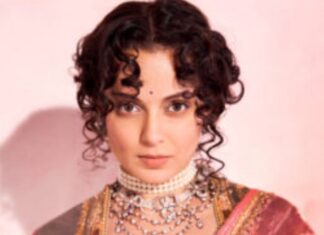 भारत भाग्य विधाता लॉन्च में Kangana Ranaut का जलवा , कांजीवरम साड़ी ने बटोरी सुर्खियां Kangana Ranaut