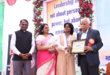 MP Transco : मल्लखंब में शानदार प्रदर्शन, विद्युत परिवार की बिटिया श्रुति गुप्ता सम्मानित MP Transco