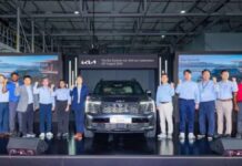 AI वाला दिमाग और लग्जरी वाला स्वैग, Kia Sorento करेगी सबको हैरान SUV Kia Sorento