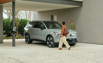 Volvo EX90 लॉन्च, Kia EV9 और Mercedes SUV को मिलेगी टक्कर Volvo EX90